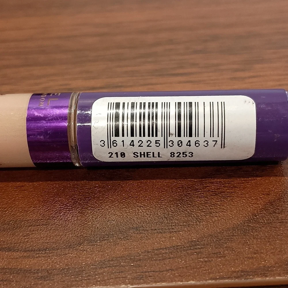 Rimmel London Stay Matte Concealer - 210 Shell
